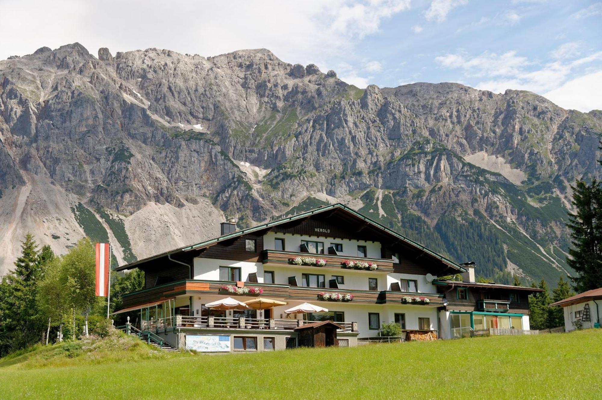 Kraftplatz Am Dachstein - Herold - Fuer Ruhesuchende Und Sportlich Aktive Ramsau am Dachstein Exterior photo